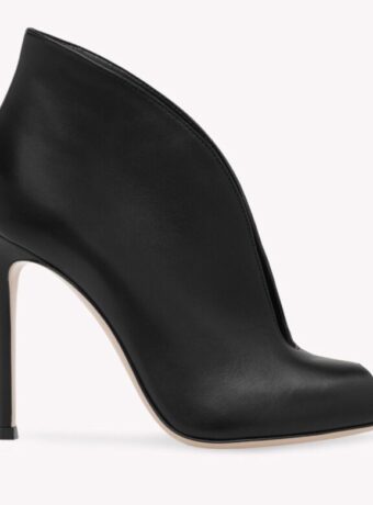 Gianvitto Rossi Vamps 2025-11-05 075135