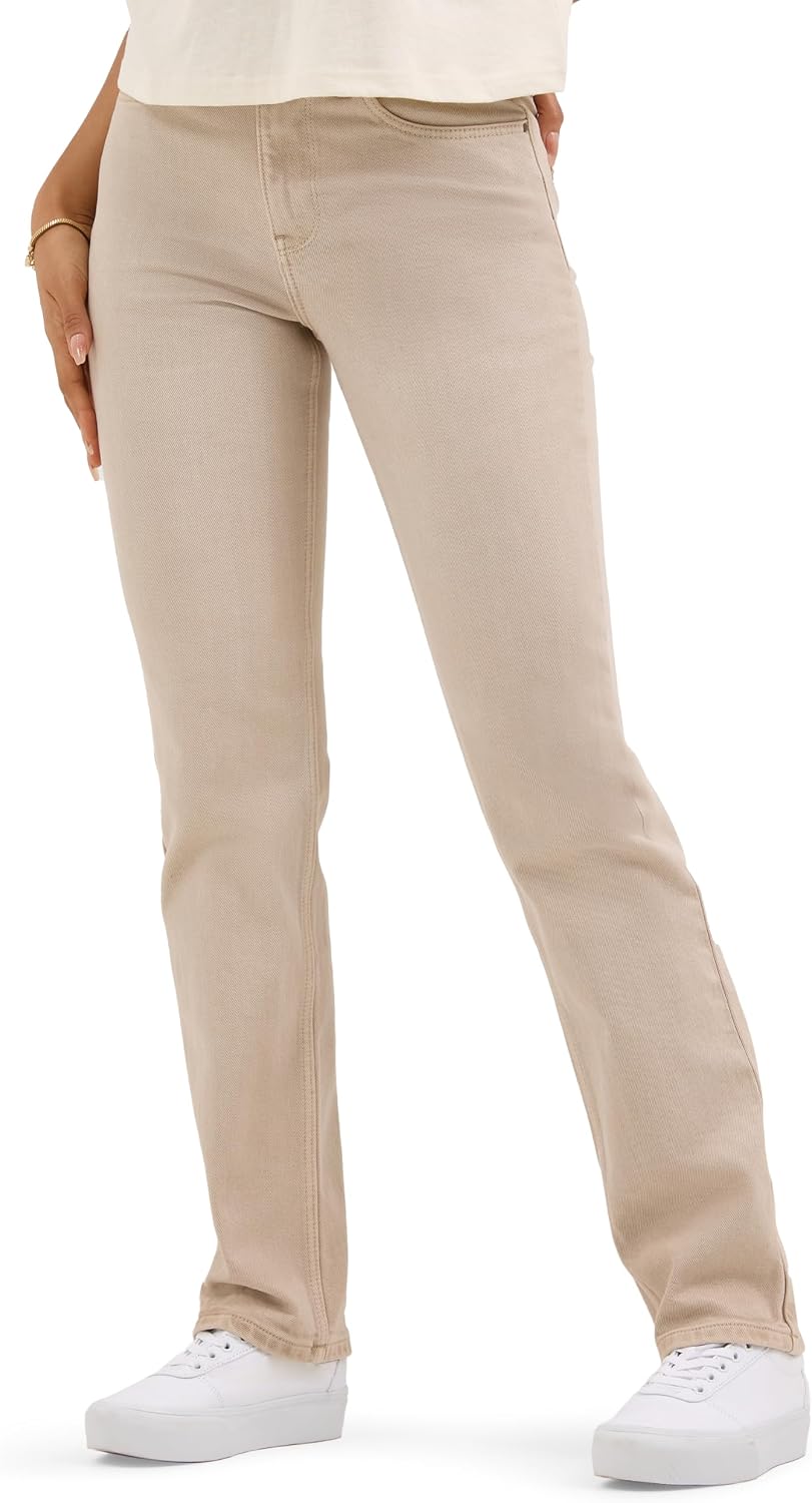 Dark wash Wrangler true straight jeans